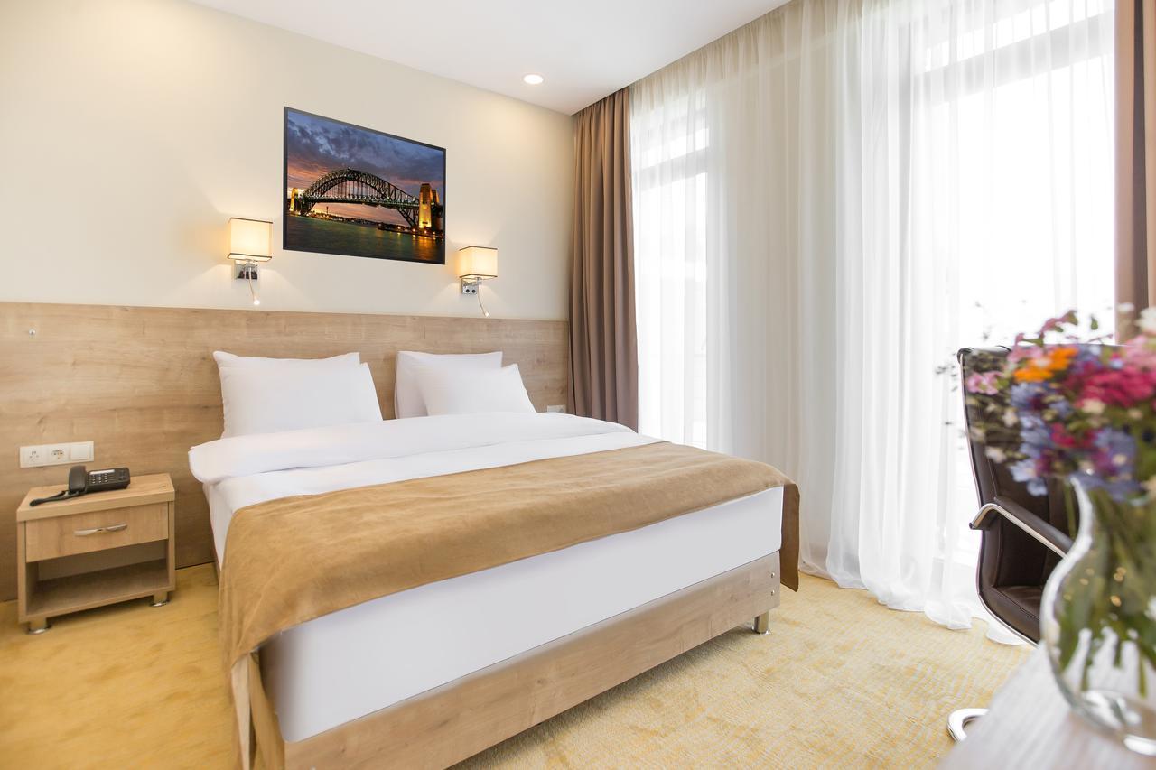 Bridge Boutique Hotel Tbilisi Buitenkant foto