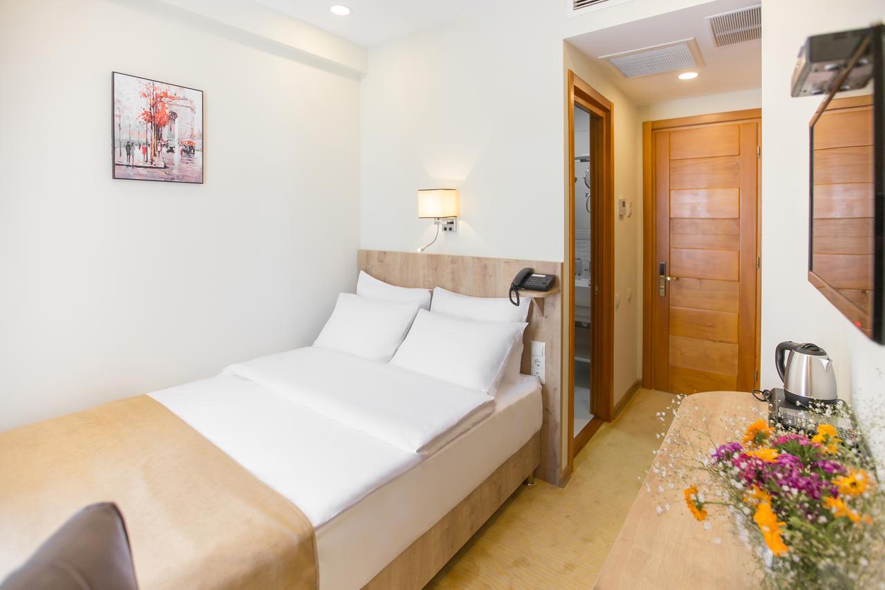 Bridge Boutique Hotel Tbilisi Buitenkant foto