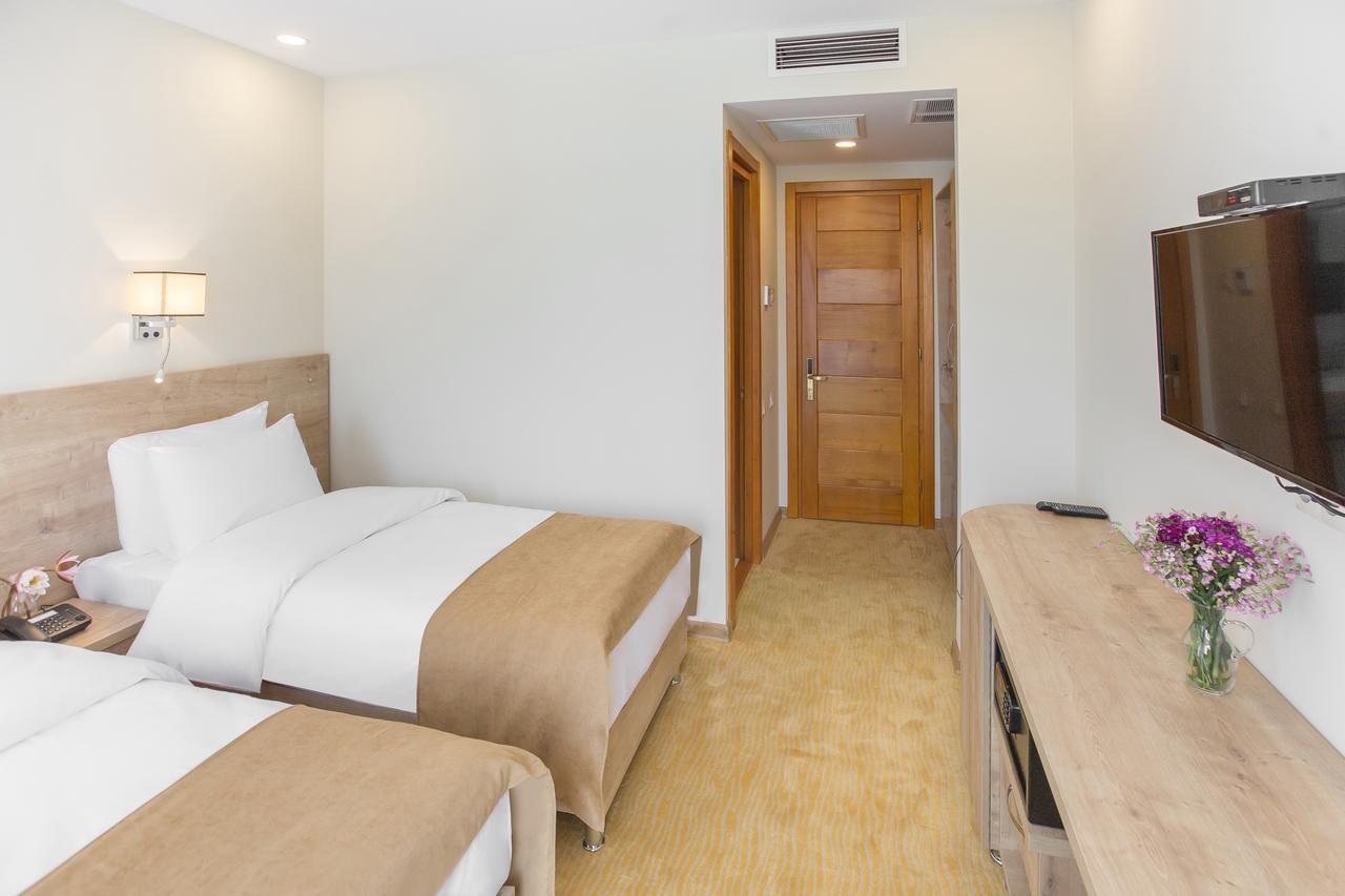 Bridge Boutique Hotel Tbilisi Buitenkant foto