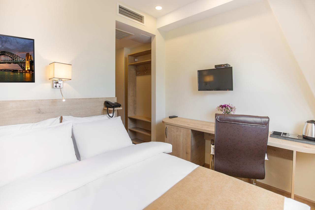 Bridge Boutique Hotel Tbilisi Buitenkant foto