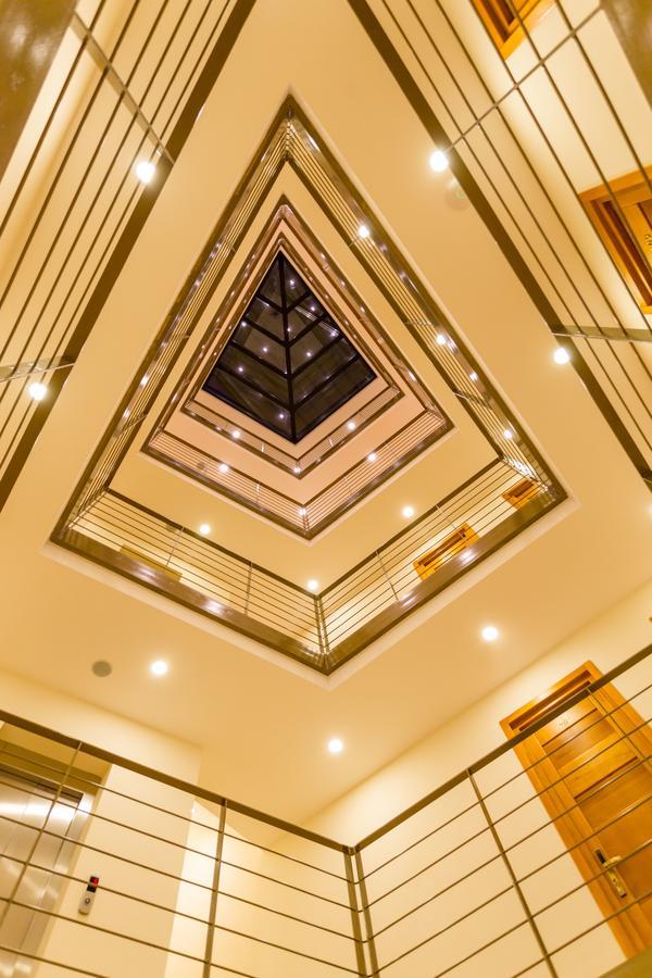 Bridge Boutique Hotel Tbilisi Buitenkant foto